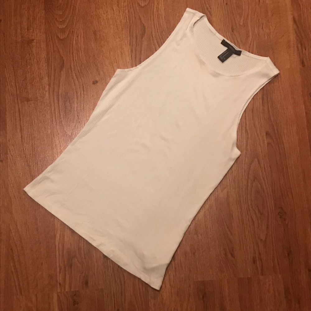 3/$10 Forever 21 White tank top❣️